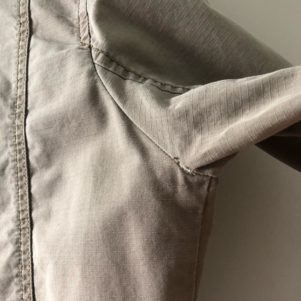 Eddie Bauer - Utility Jacket in Tannish Olive Green - M - Picture 9 of 15
